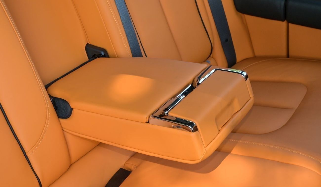 رولز رويس كولينان Rolls Royce Cullinan Silver Badge | 2023