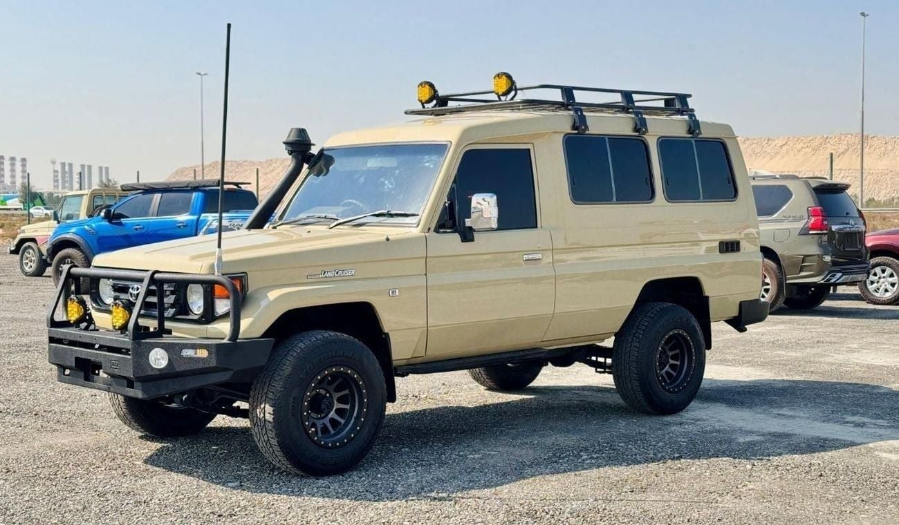 Toyota Land Cruiser 70 HARDTOP | RHD | 1997 | 4.2L DIESEL ENGINE | 12 SEATERS | (MT) | AIR SNORKEL | ROOF RACK