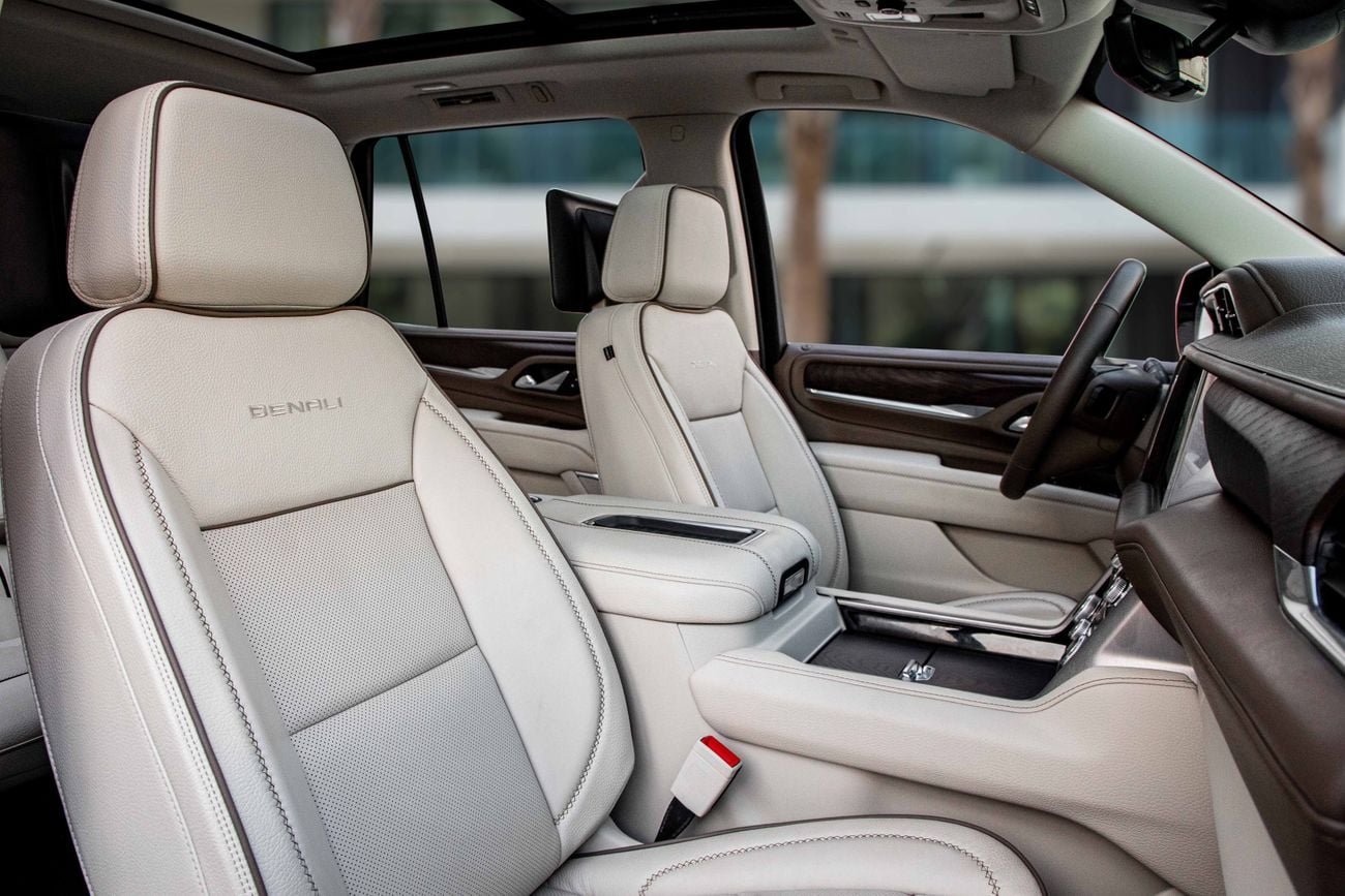 جي أم سي يوكون Yukon Denali | 4,896 P.M | 0% Downpayment | Immaculate Condition!