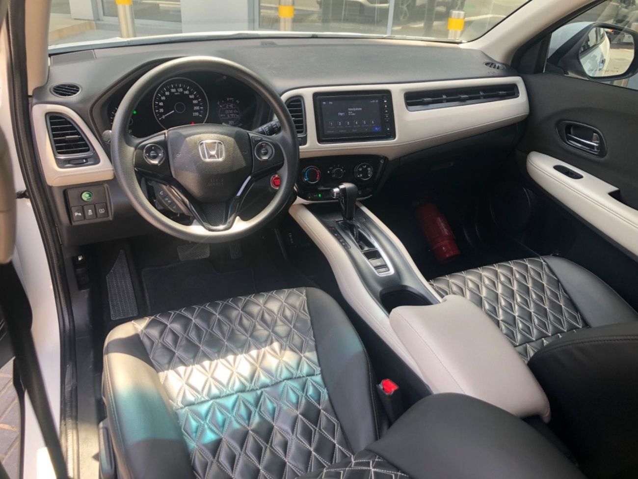 Honda HRV EX Honda HR-V 2021 GCC Specs ، 1.8L ,LOW MILEAGE , GOOD CONDITIO