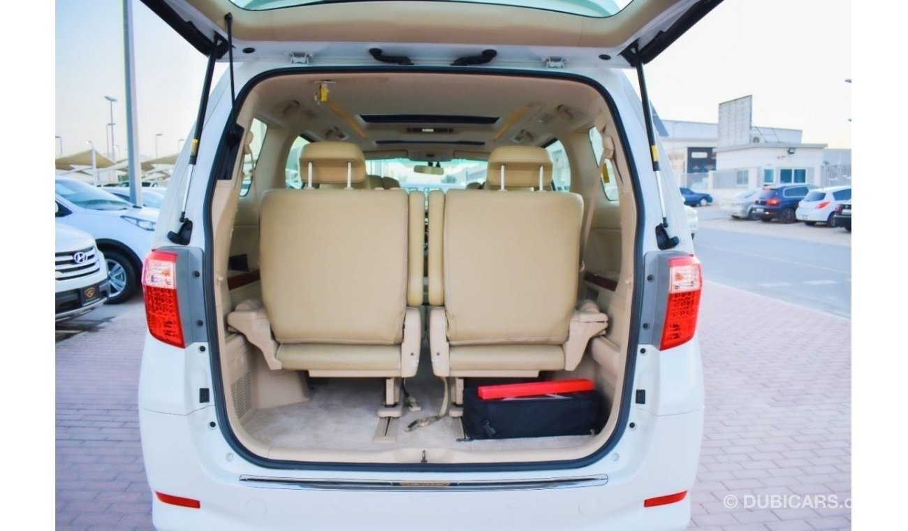 تويوتا ألفارد 2011 | TOYOTA ALPHARD | 3.5L V6 | 5-DOORS 7-SEATER | LUXURIOUS INTERIOR | GCC | FULL-SERVICE HISTORY