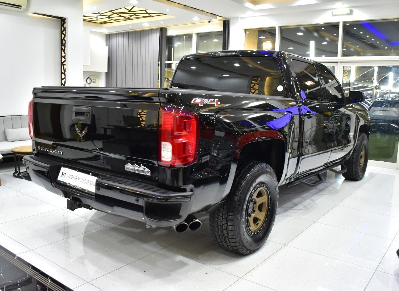 Chevrolet Silverado 1500 CREW/CAB HIGH COUNTRY EXCELLENT DEAL for our Chevrolet Silverado 4x4 6.2 L ( 2017