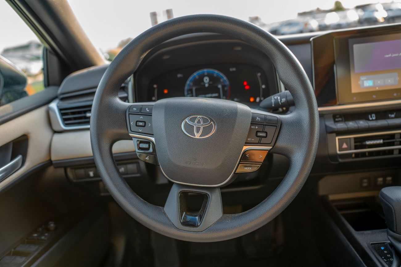 تويوتا كامري E 2.5L