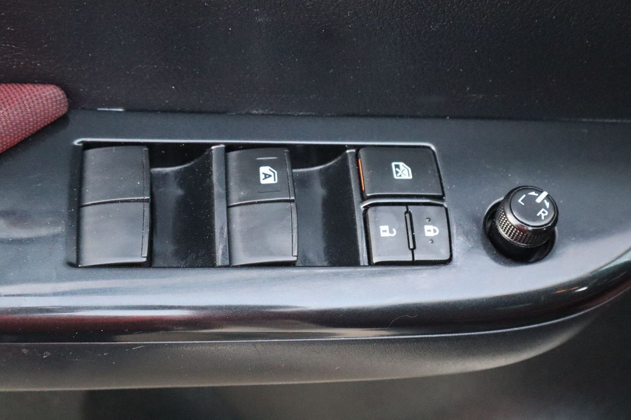 Toyota Hilux GLX 2 2.7L 4WD