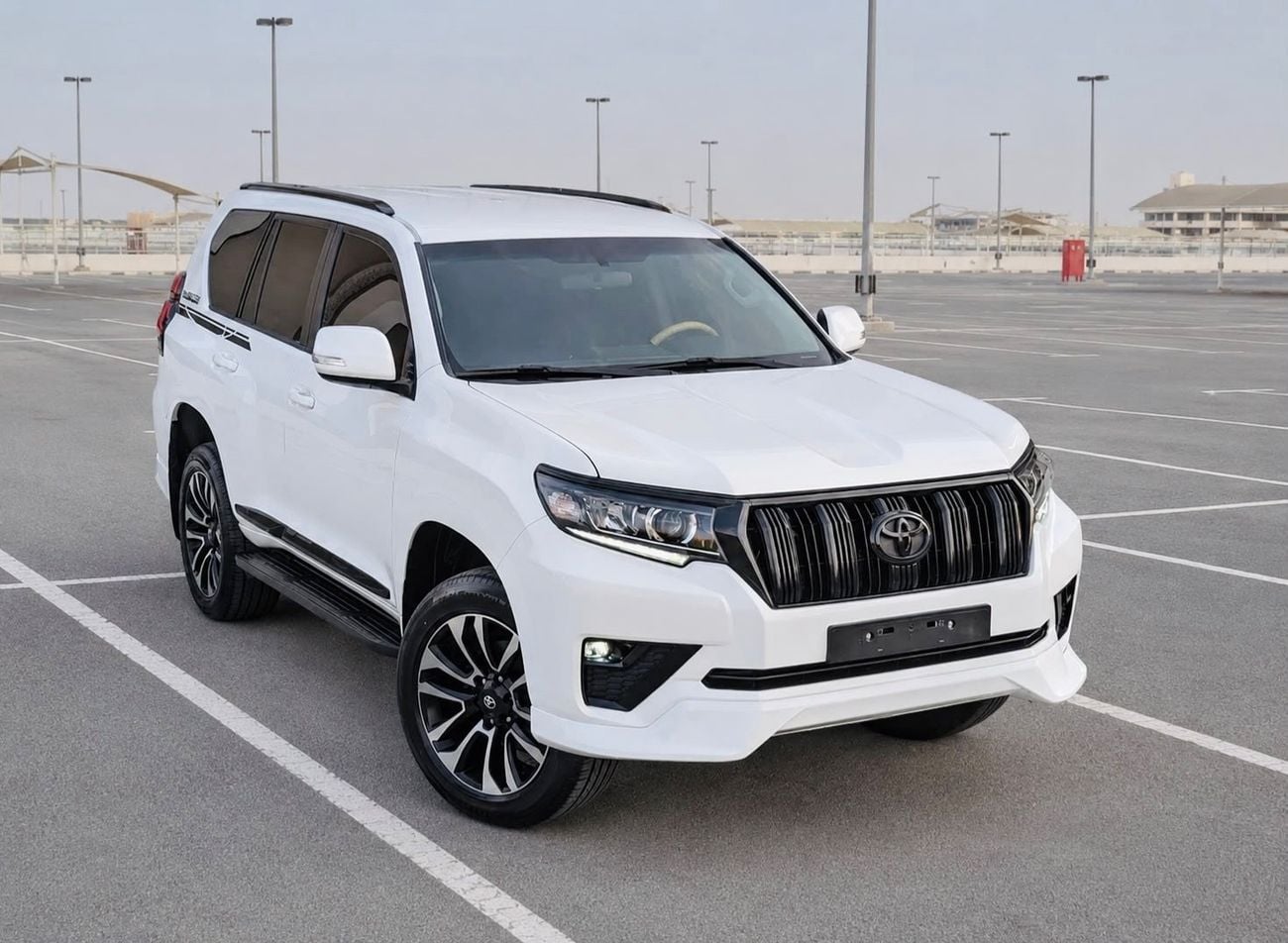 Toyota Prado VXR Adventure 4.0 petrol