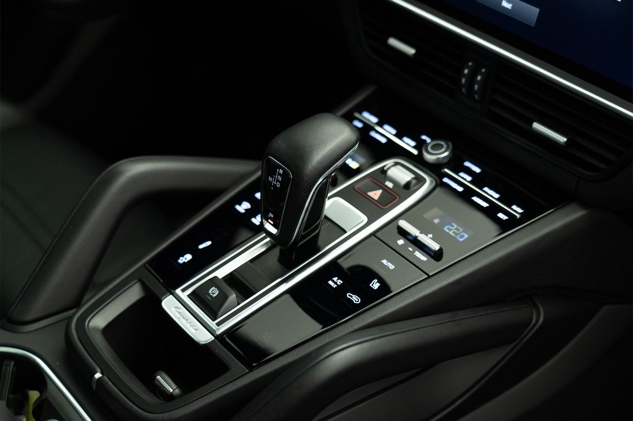 Porsche Cayenne Platinum Edition