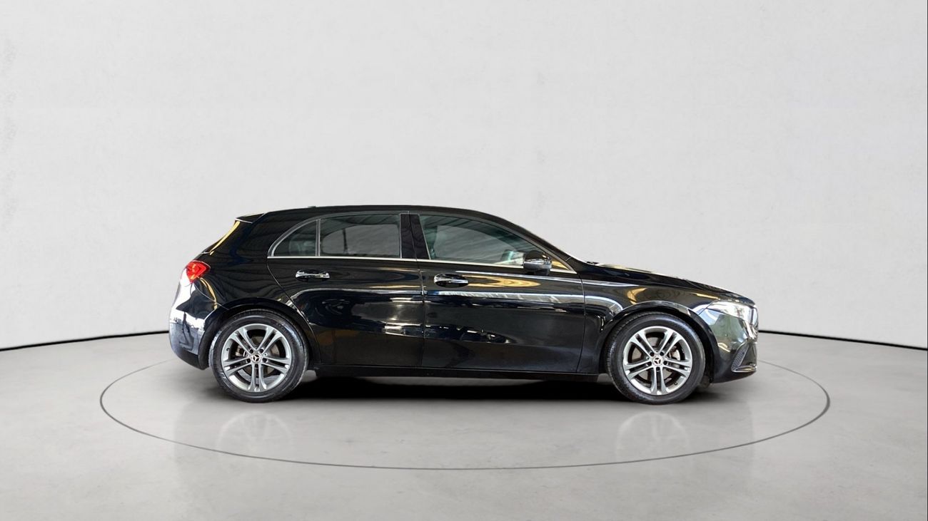 Mercedes Benz A200 ADVANTAGE | Guaranteed Warranty | 0 Down Payment