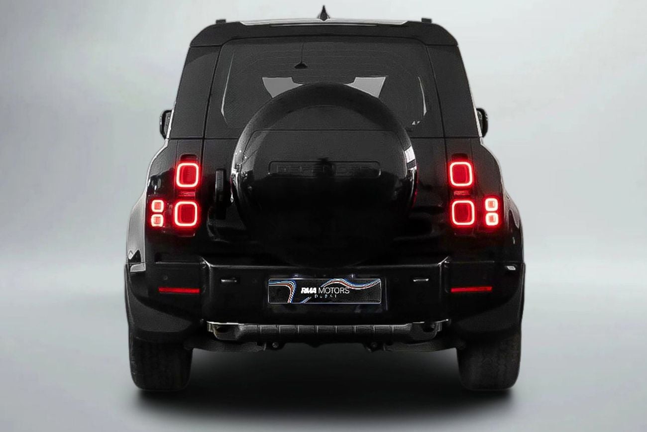 لاند روفر ديفندر 130 HSE P400