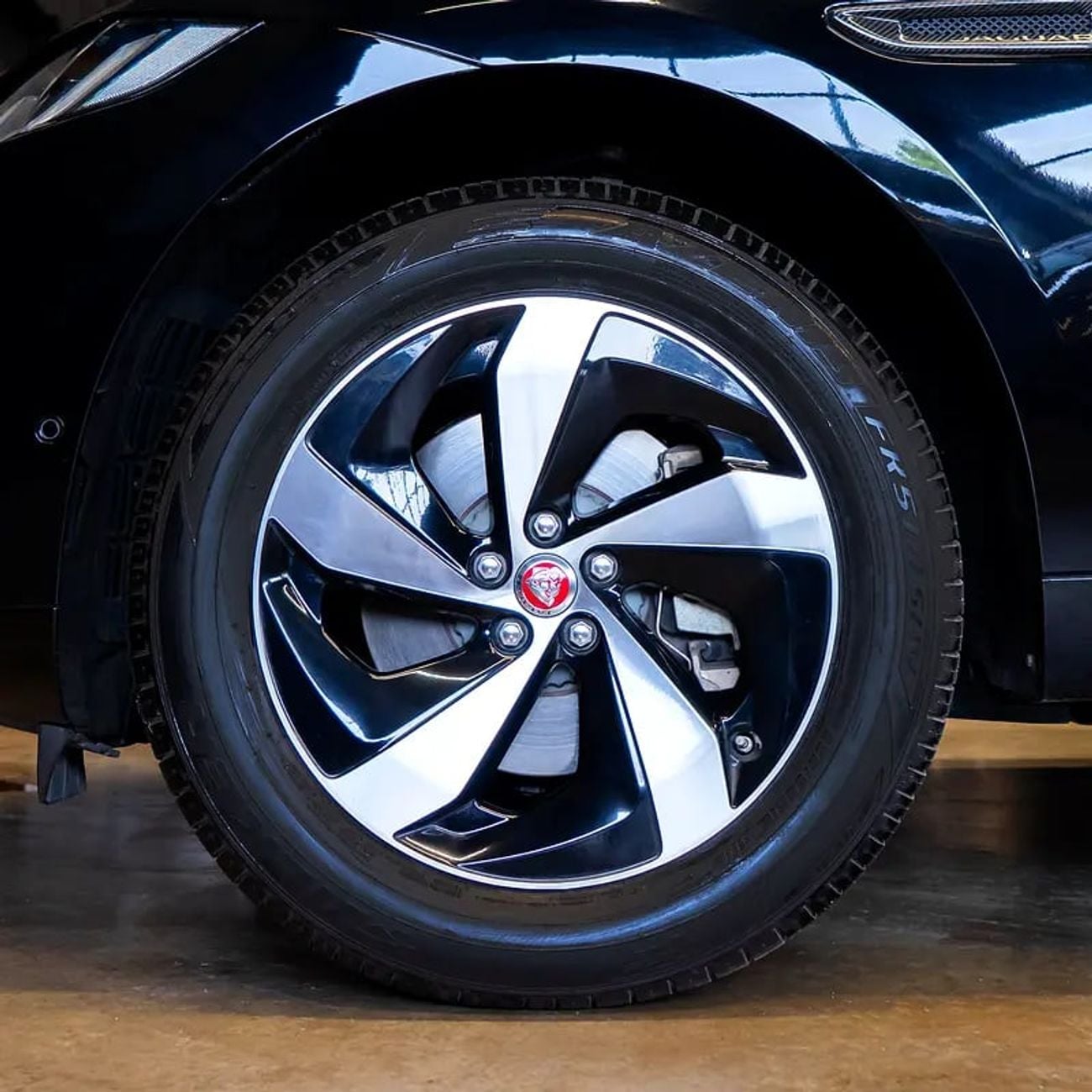 جاكوار F بيس First Edition 3.0L 2,107 p.m • 0% Downpayment • P250 S • 1 Year Warranty