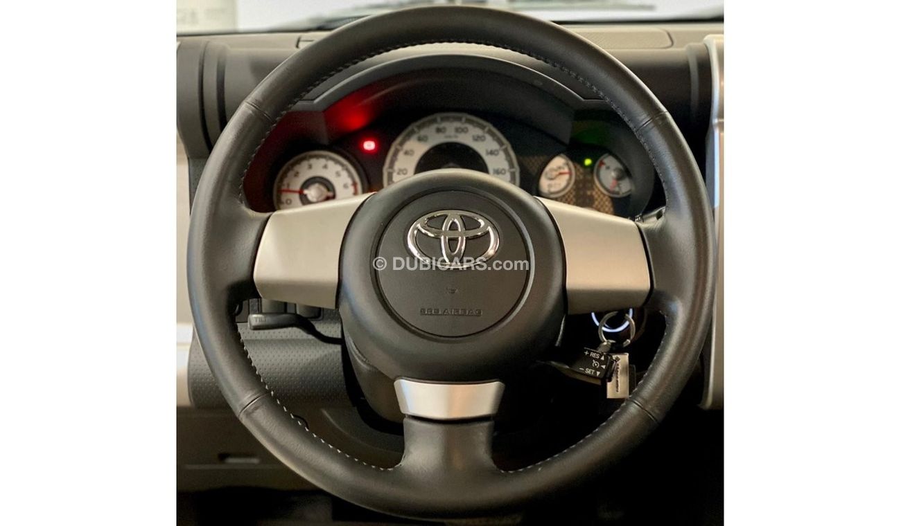 Toyota FJ Cruiser 2017 Toyota FJ Cruiser, Full Service History, Warranty, GCC