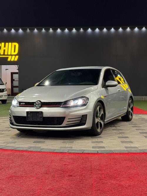 Volkswagen Golf GTI SE