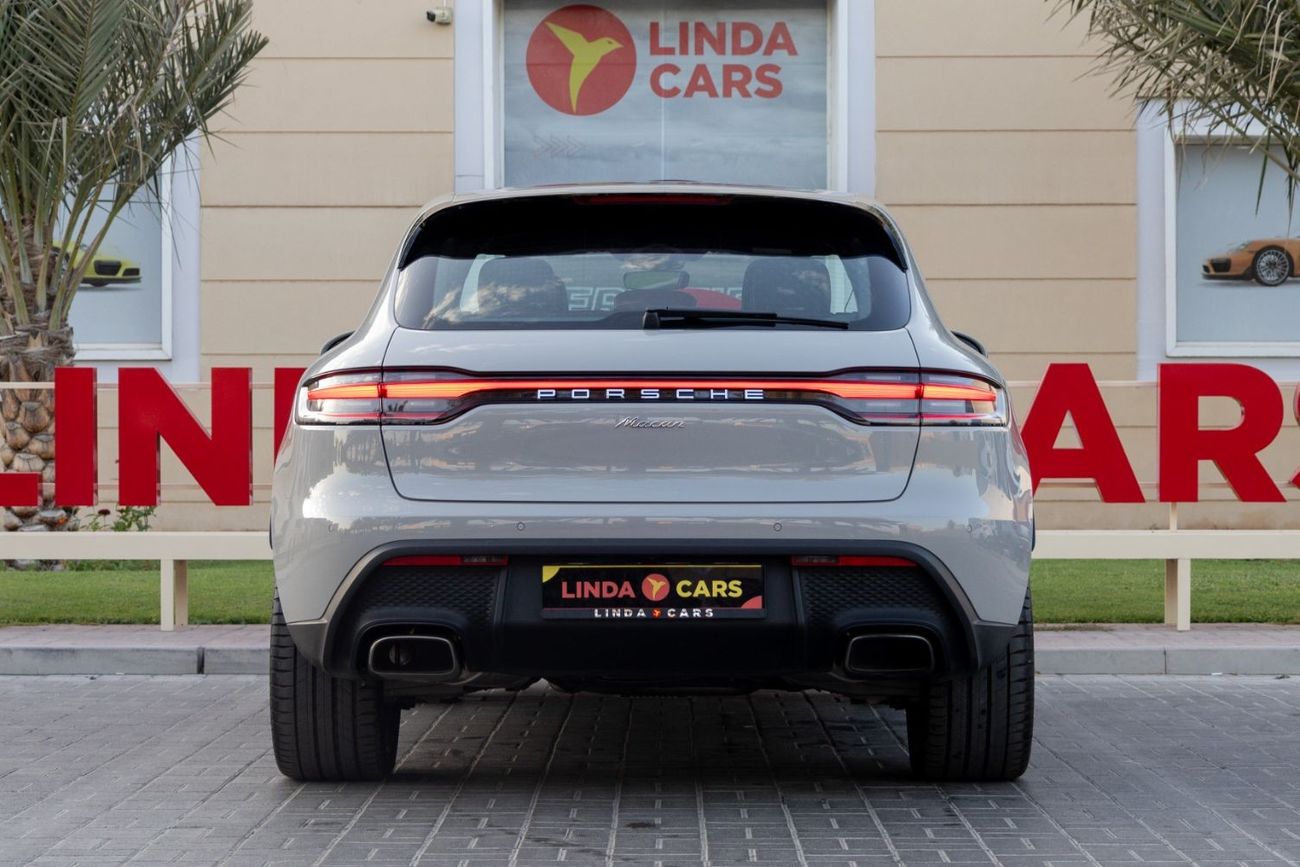 Porsche Macan Std 2.0L (252 HP) Porsche Macan 2024 GCC under Agency Warranty with Flexible Down-Payment.