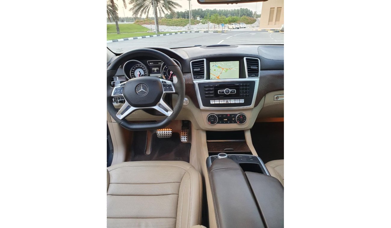 Mercedes-Benz ML 63 AMG Mercedes Benz ML63 AMG 2015 GCC