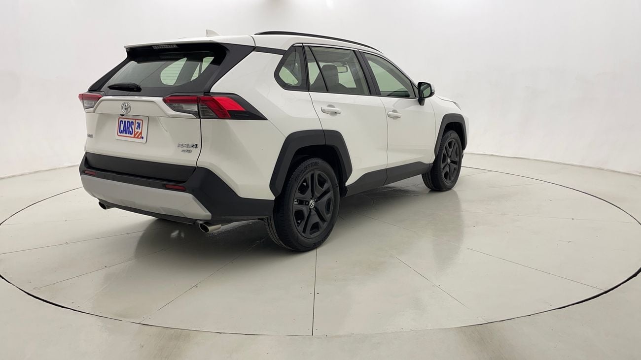 تويوتا راف ٤ ADVENTURE 2.5 | بدون دفعة مقدمة | اختبار القيادة في المنزل