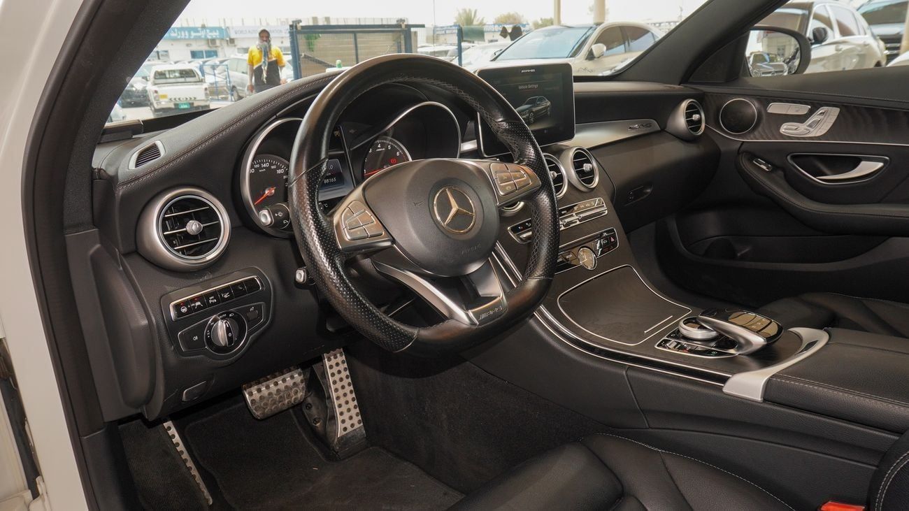 مرسيدس بنز C 200