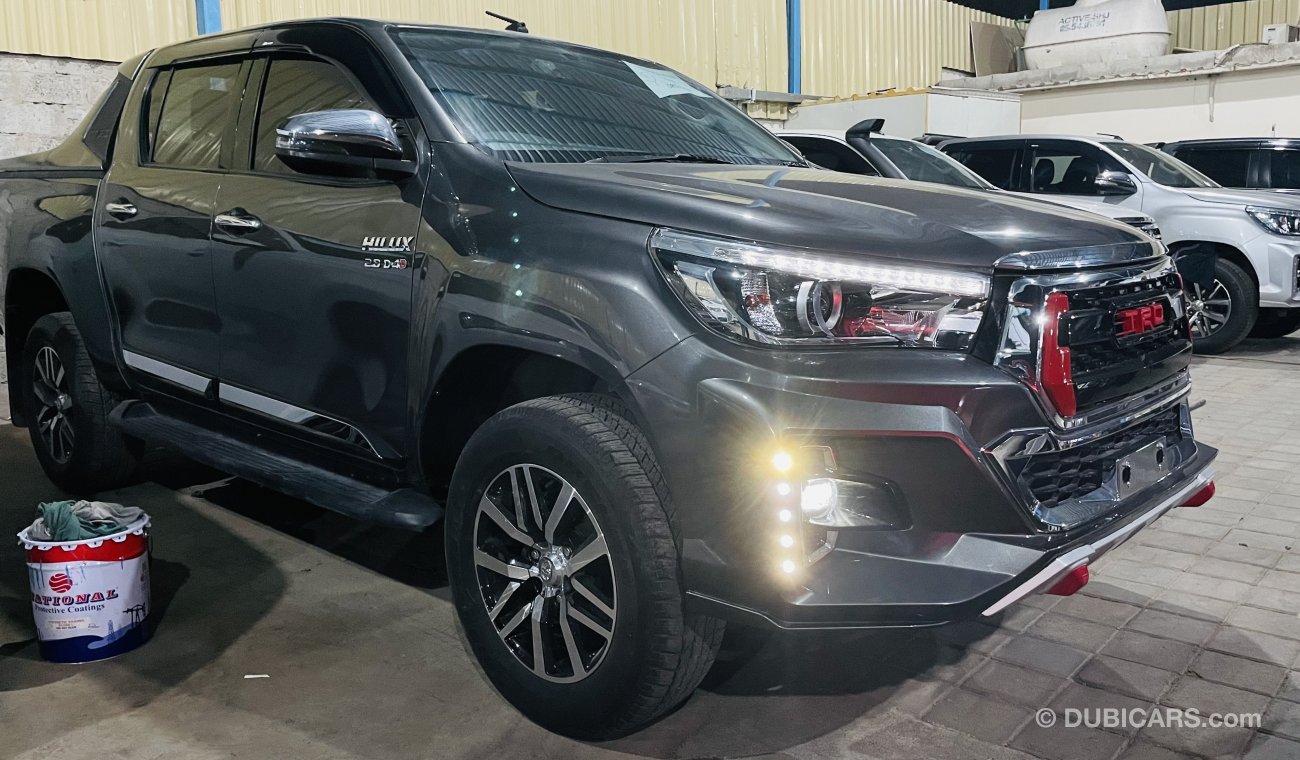 Toyota Hilux 4*4 RIGHT HAND