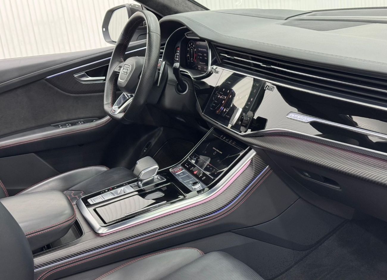 أودي RSQ8 Std 4.0L 2020 Audi Q8 RS, 1 Year Warranty+ Agency Service Pack, Full Service History, GCC