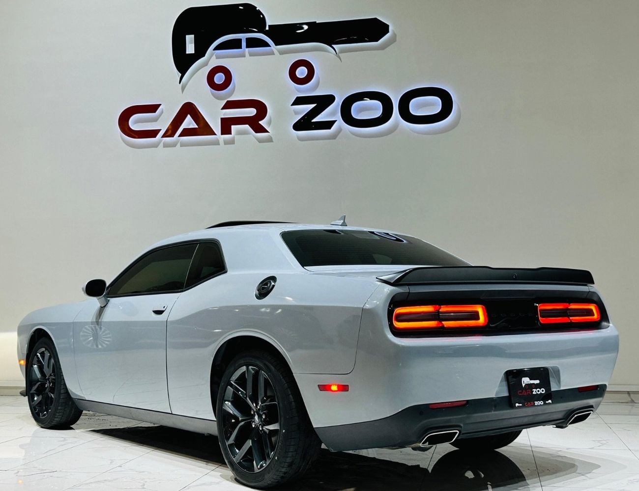 دودج تشالينجر SXT Plus 3.6L