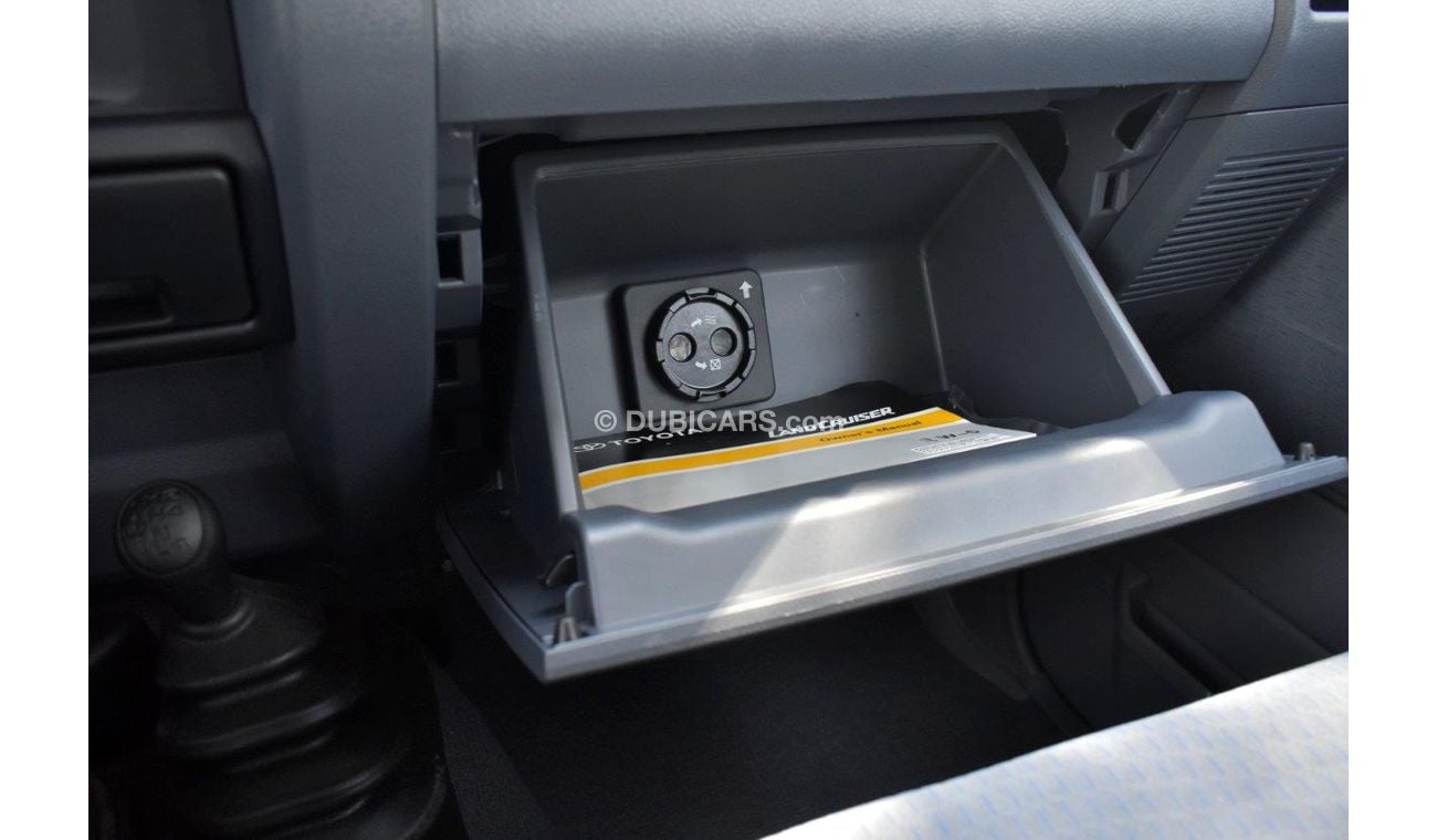 Toyota Land Cruiser HARDTOP LC76 LX V8 4.5L Turbo Diesel Manual