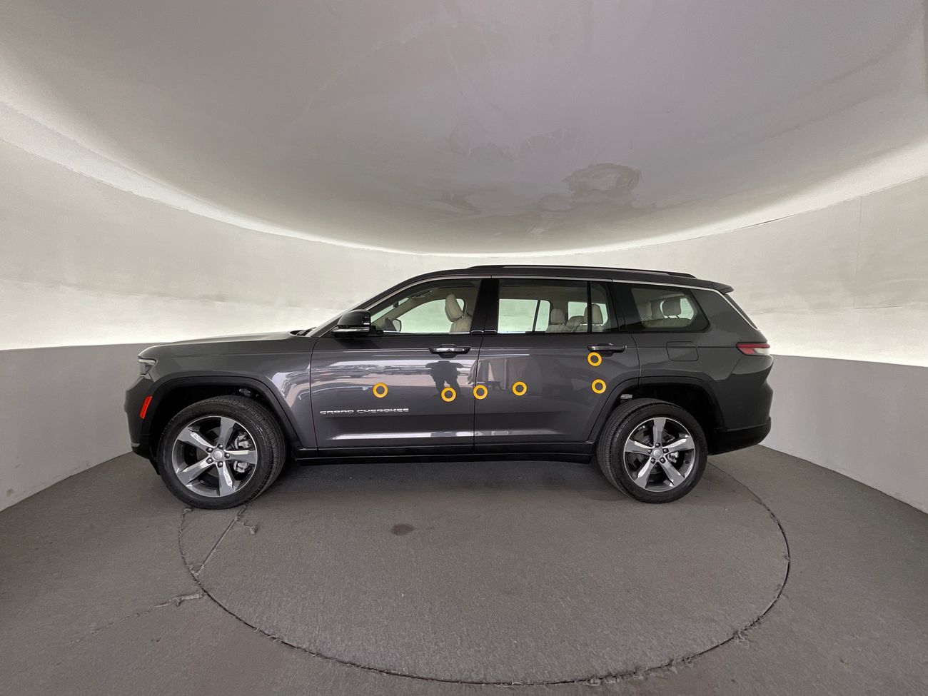 جيب جراند شيروكي Limited | شامل الضمان | 0 ﺪﻔﻋﺓ ﺃﻮﻟﻯ