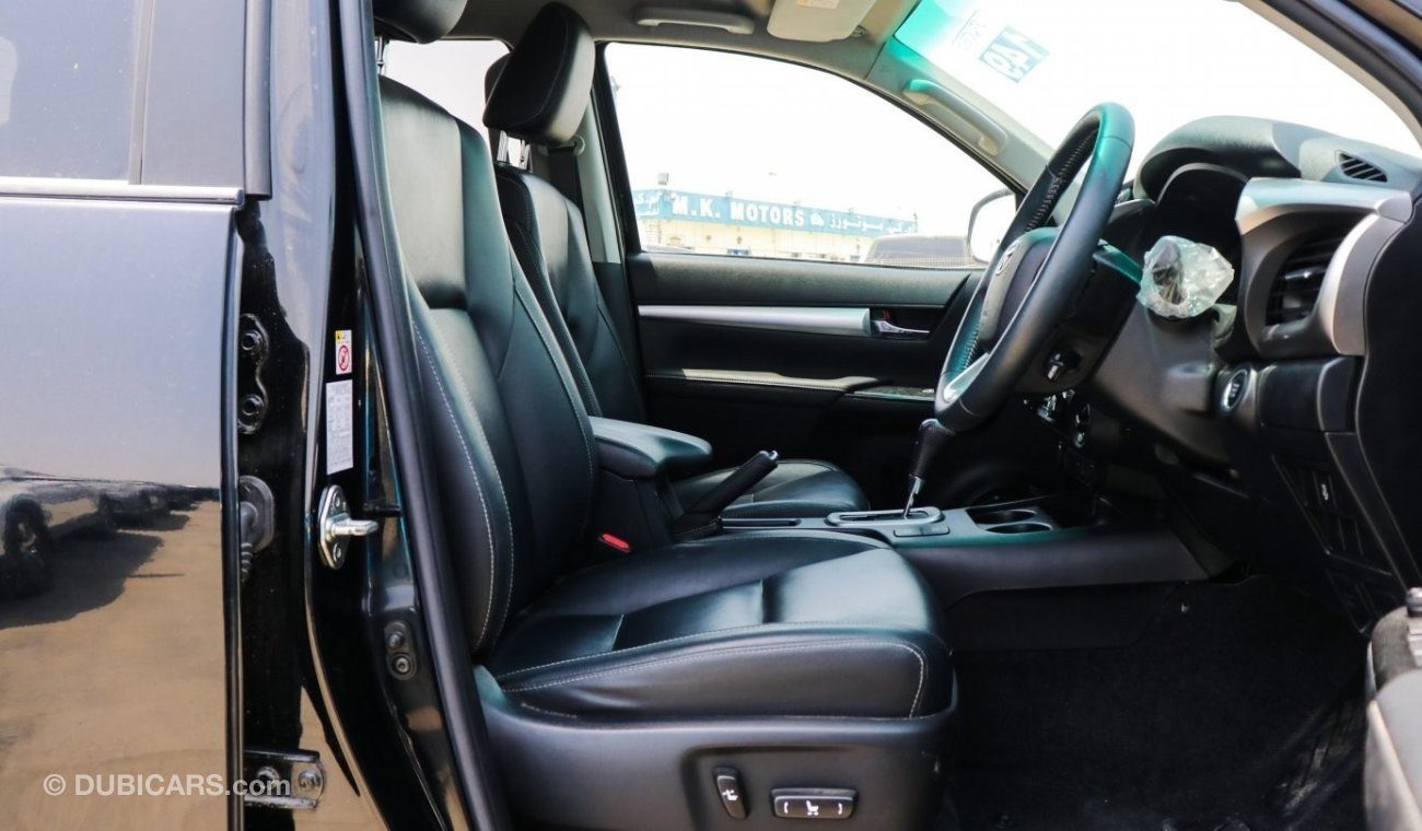 تويوتا هيلوكس TRD SPORTS SR5 Right hand drive TRD sports SR5 leather electric seats keyless entry low kms 2.8