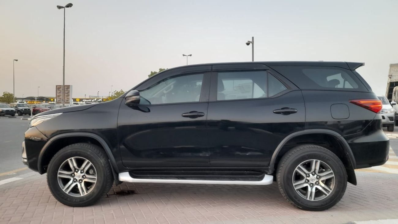 تويوتا فورتونر 4.0L VXR