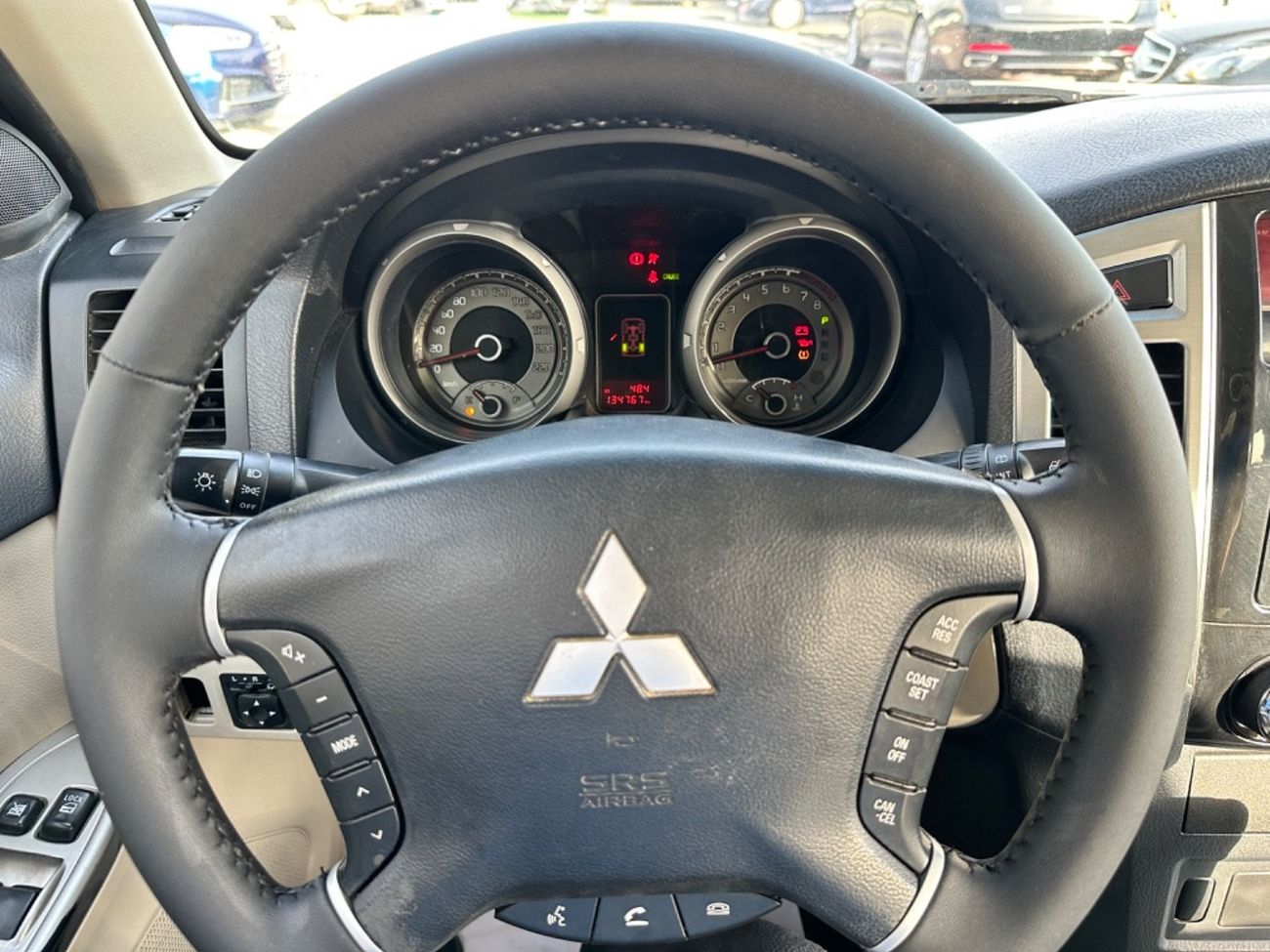 Mitsubishi Pajero GLS Highline Top