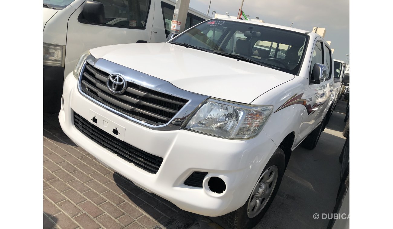 Toyota Hilux Toyota Hilux D/c pick up 4x4, Diesel,Model:2013. Only done 46000 km