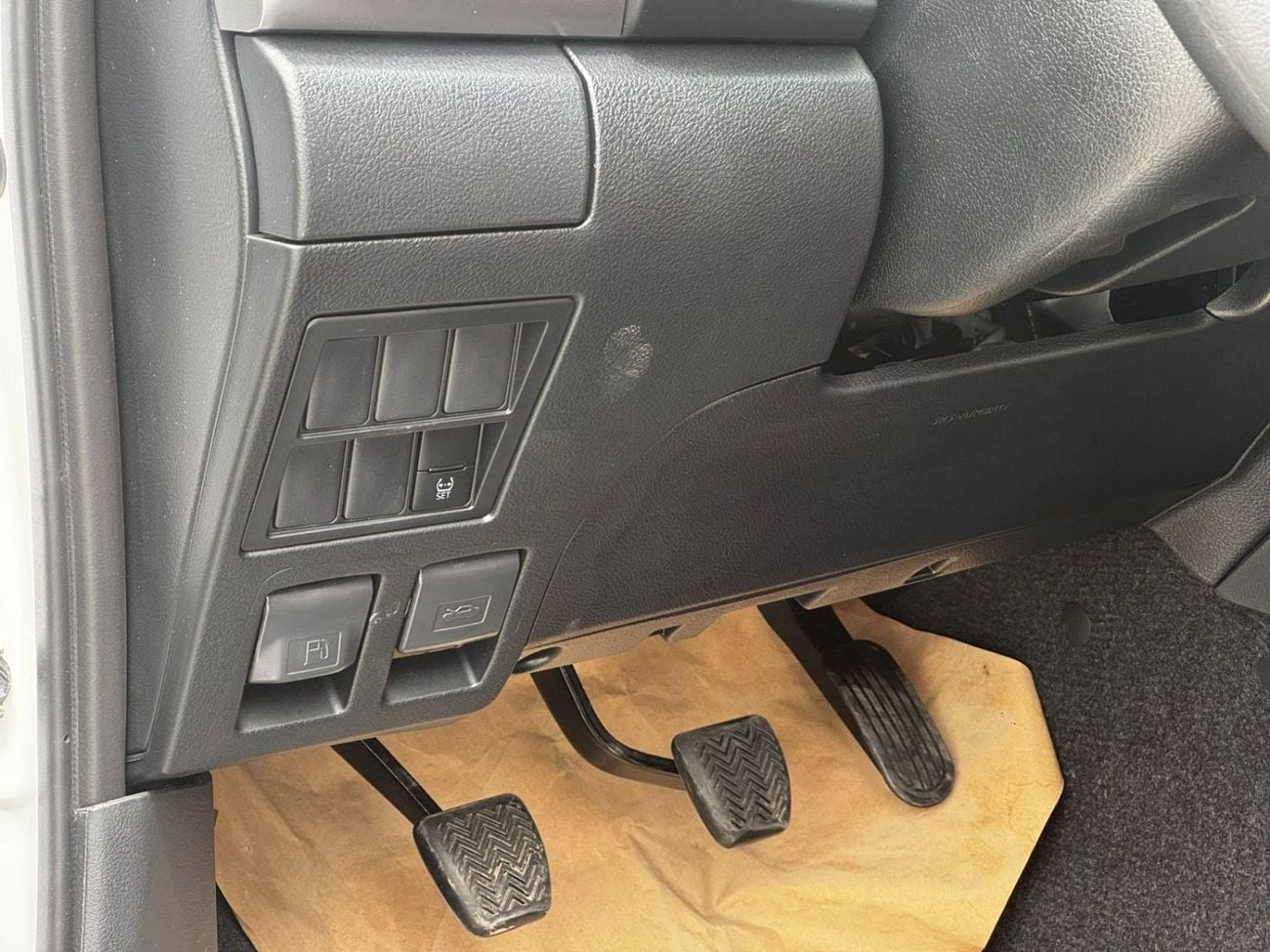 تويوتا هيلوكس 2026 TOYOTA HILUX D-C 2.7L PETROL MANUAL GCC SPEC