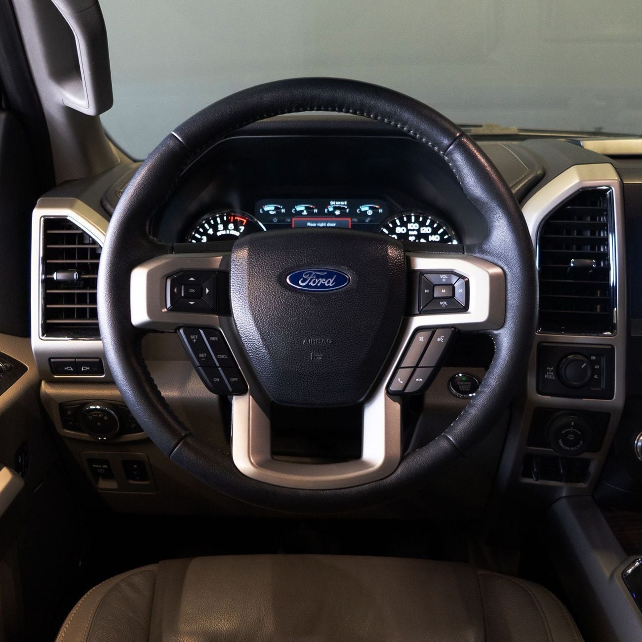 فورد F 150 AED 2,394 pm • 0% Downpayment • Ford F-150 Lariat • 1 Year Warranty