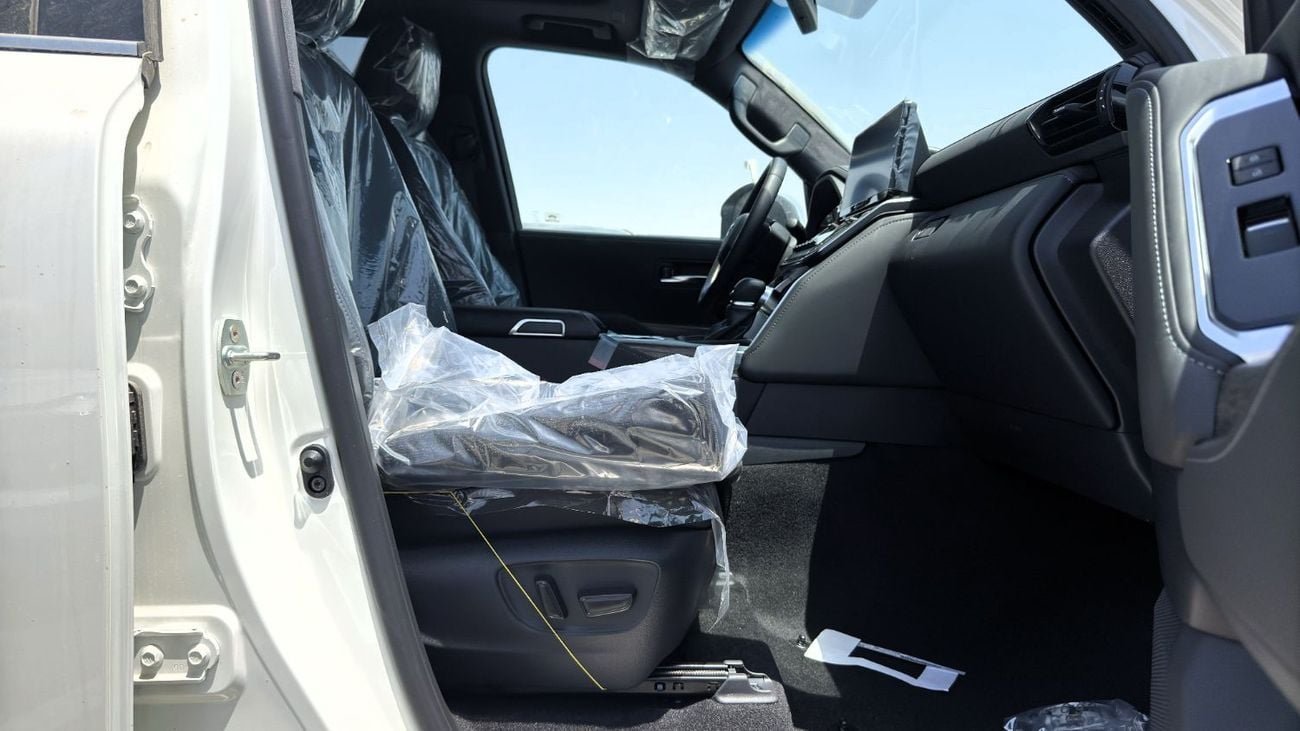 Toyota Land Cruiser LC300 VX 3.5L Petrol 2025YM