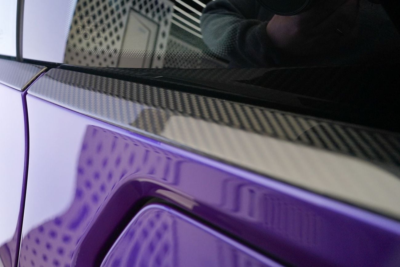 لامبورغيني ريفويلتو 6.5L V12 Hybrid