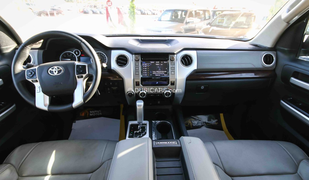 Toyota Tundra 5.7L V8 4X4 Limited