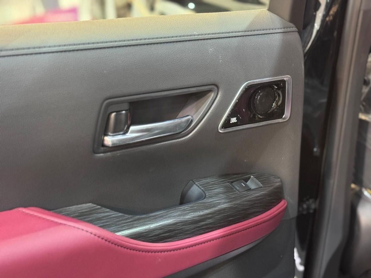 Toyota Land Cruiser TOYOTA LC300 VXR - 3.5L - PET - AT - FULL OPTION - 2026 MY ( OMAN )