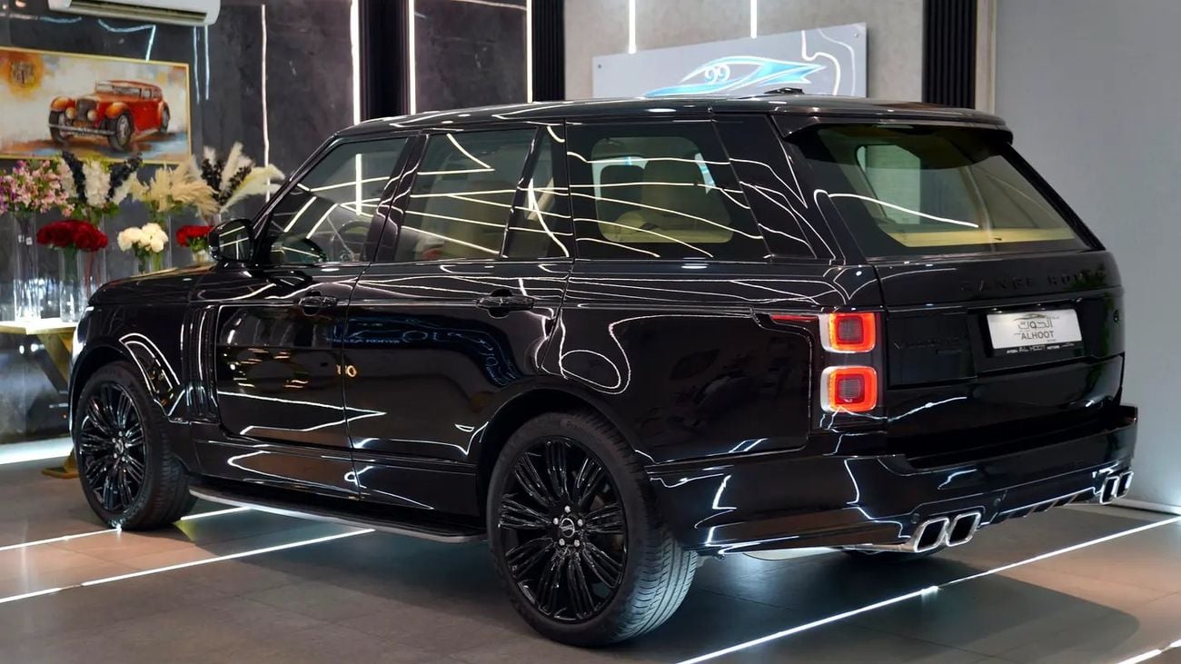 Land Rover Range Rover SV KIT SUPERCHARGED RR VOGUE || V8 || GCC I| FULLY LOADED || FACELIFT TO SHAPE || PANORAMIC