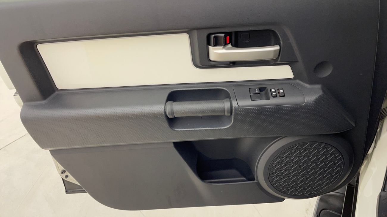 Toyota FJ Cruiser GXR 4 | Zero Down Payment | Home Test Drive