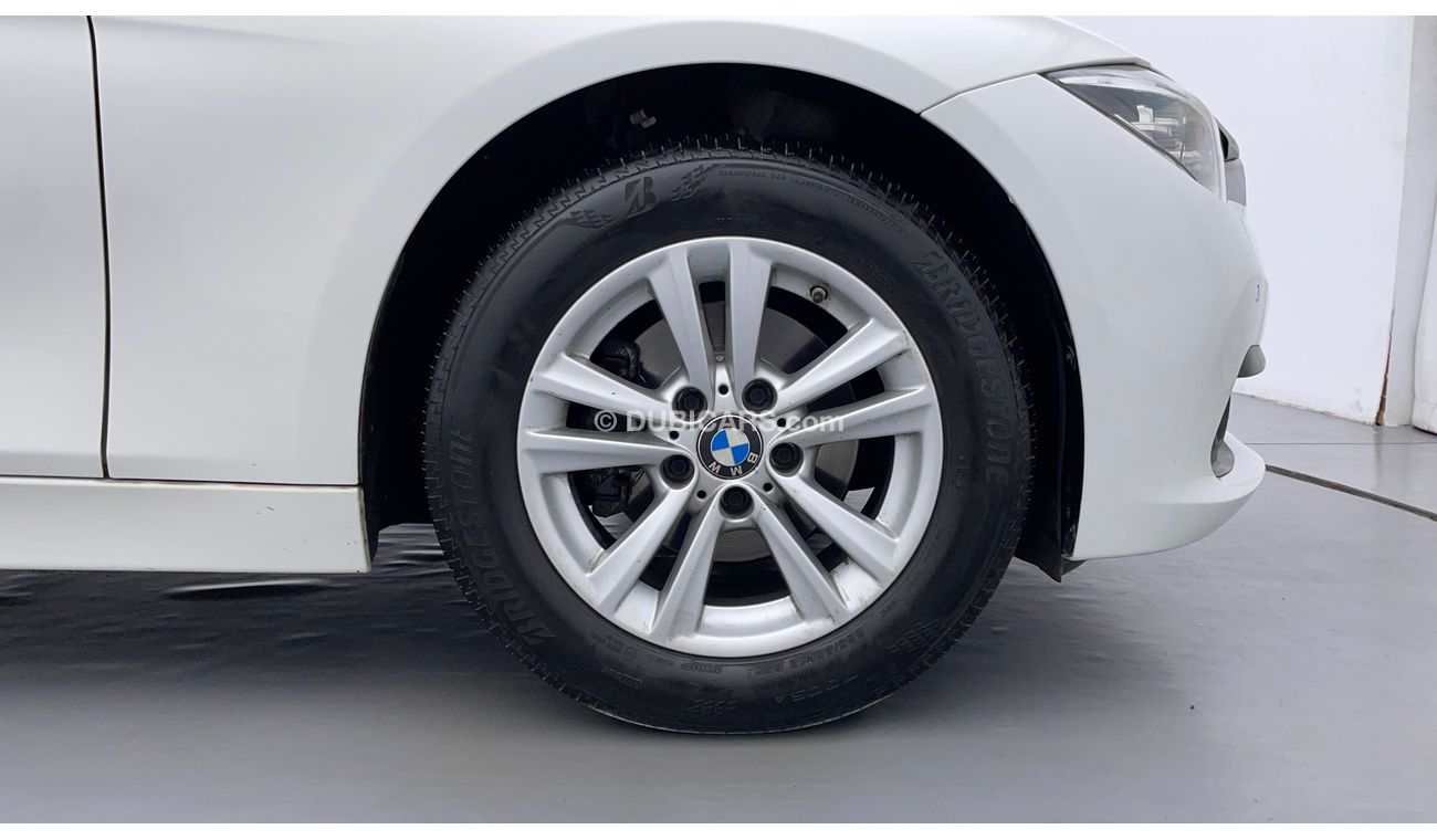 BMW 318i EXCLUSIVE 1.5 | Zero Down Payment | Free Home Test Drive