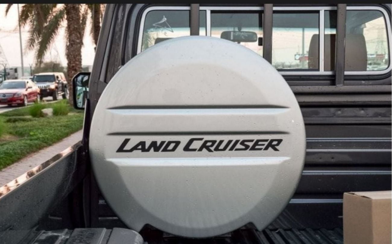 تويوتا لاند كروزر بيك آب 2.8L DIESEL SINGLE CAB, 4WD, AUTOMATIC, FULL OPTION, 2024