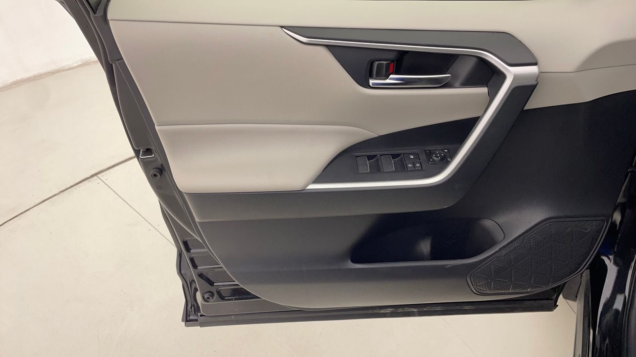 Toyota RAV4 ADVENTURE 2.5 | Zero Down Payment | Home Test Drive