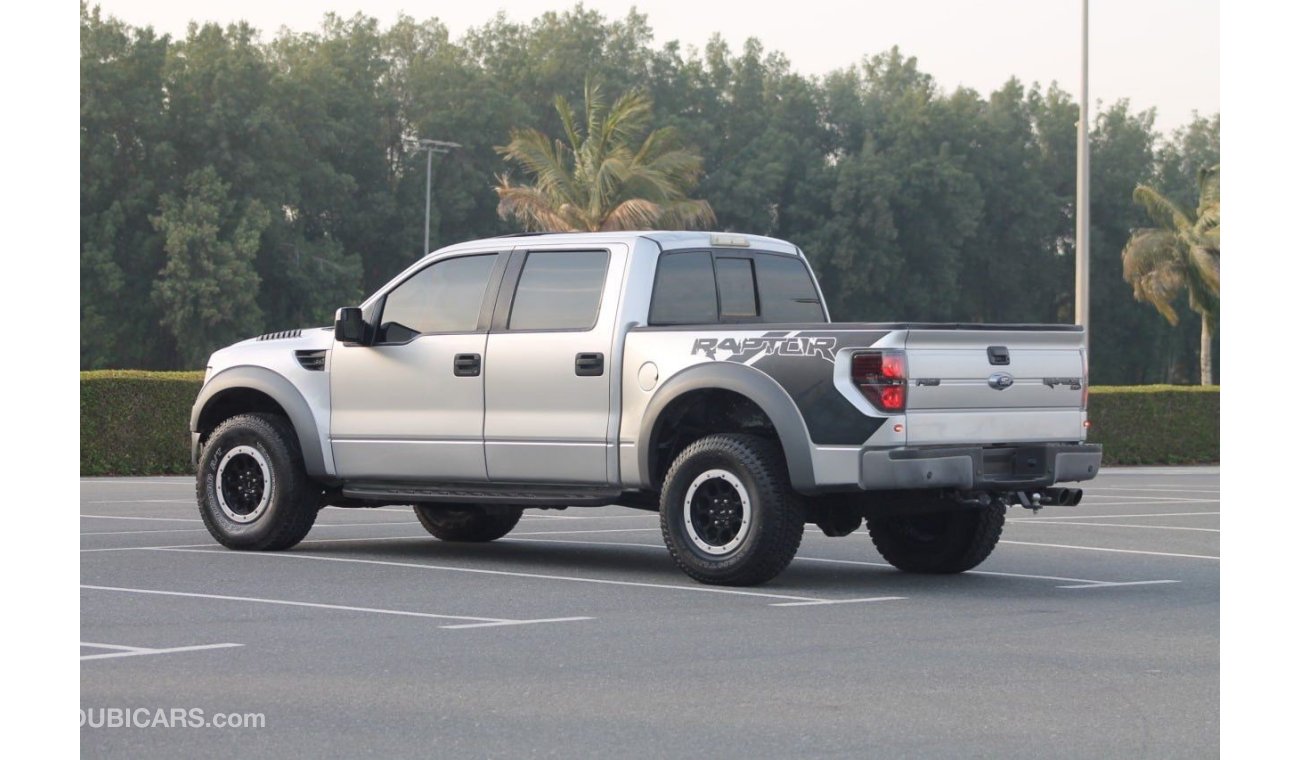 Ford Raptor 2013 GCC model, full option, sunroof, 8 cylinder, four doors, automatic transmission, mileage 278000