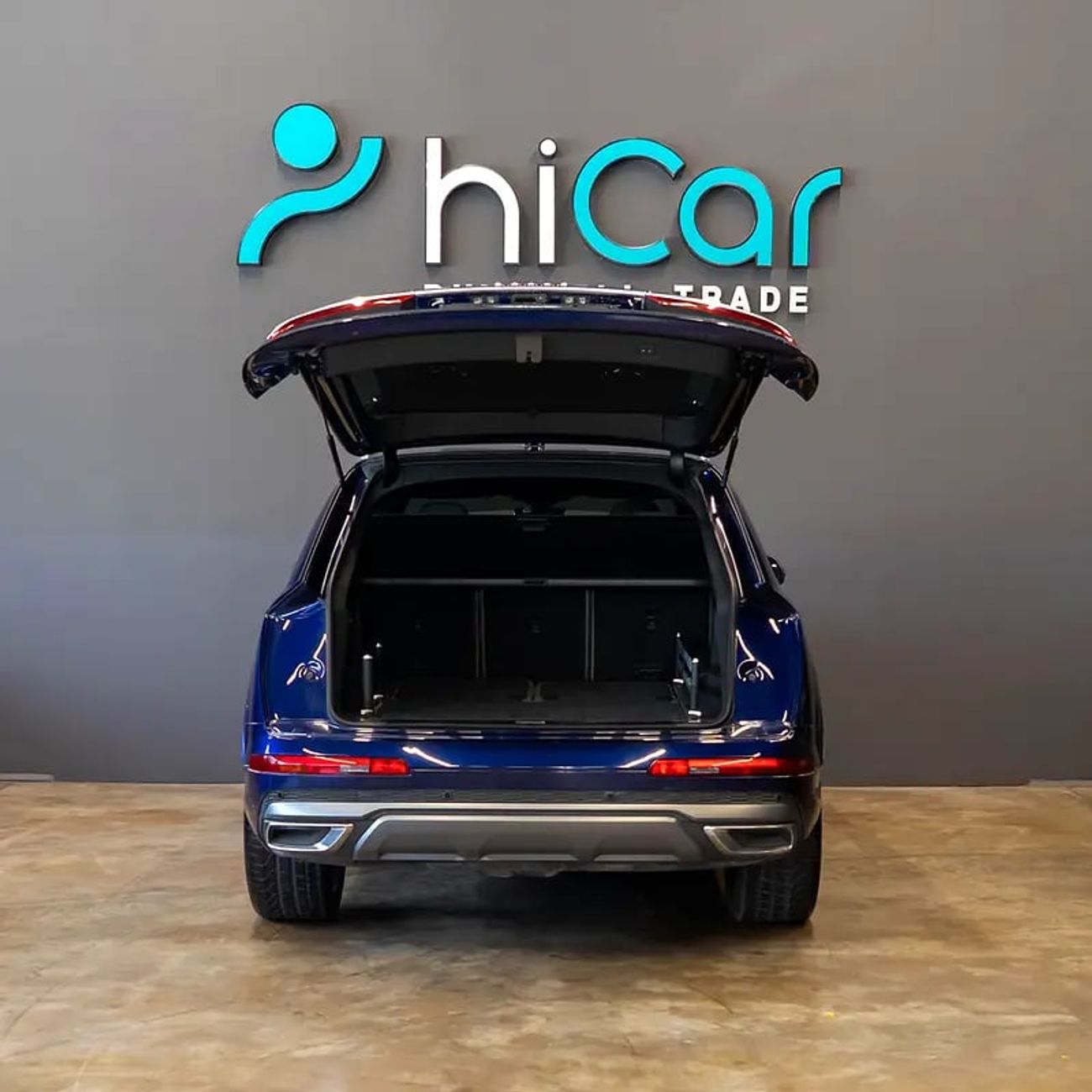 Audi Q7 55 TFSI quattro S-Line 3.0L AED 3,161 P.M • 0% Downpayment • Audi Q7 55TFSI S-Line • Agency Warranty