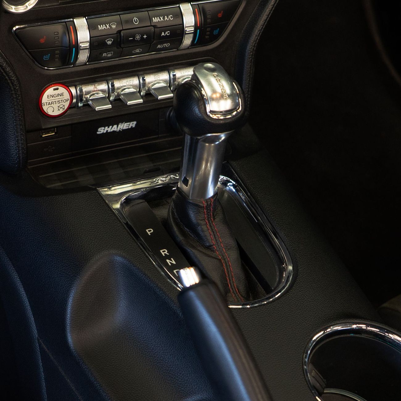 فورد موستانج GT Premium 5.0L V8 AED 3,329 pm • 0% Downpayment • Ford Mustang GT CS • 1 Year Warranty