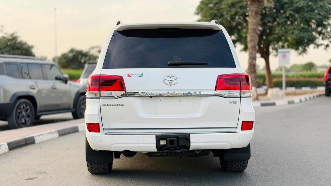 تويوتا لاند كروزر -