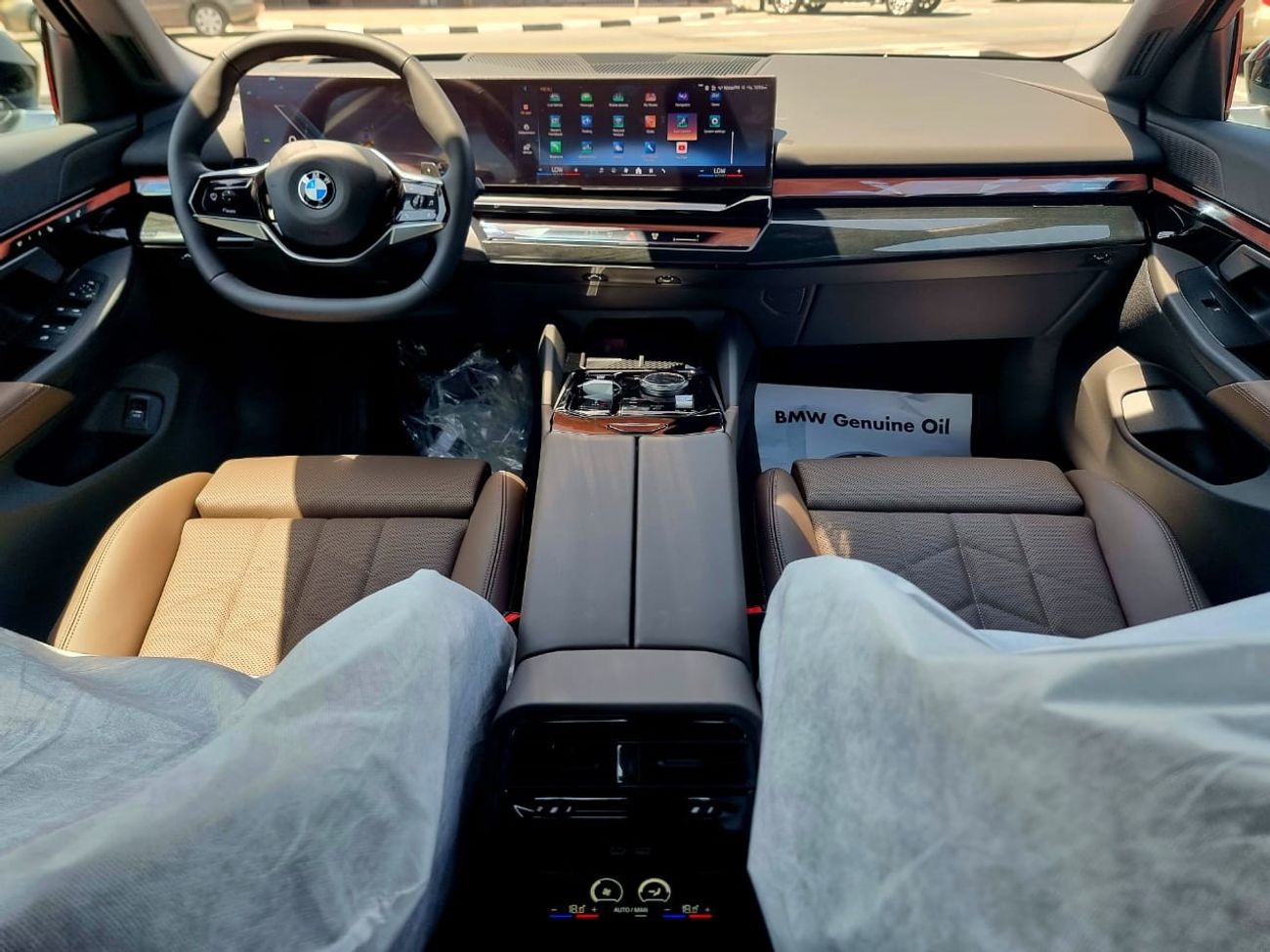 BMW 520i i Warranty & Service 2024 GCC