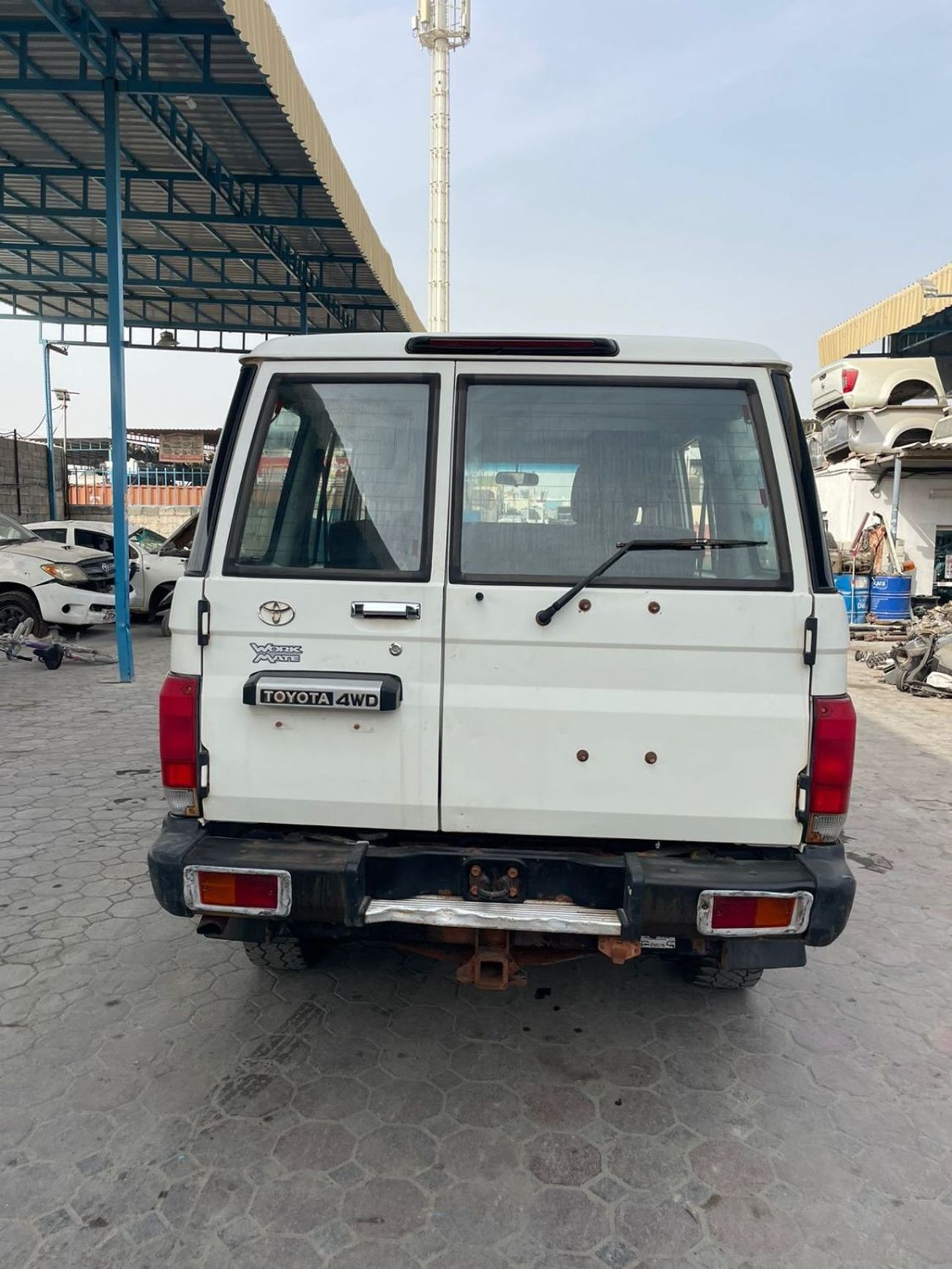 Toyota Land Cruiser 70