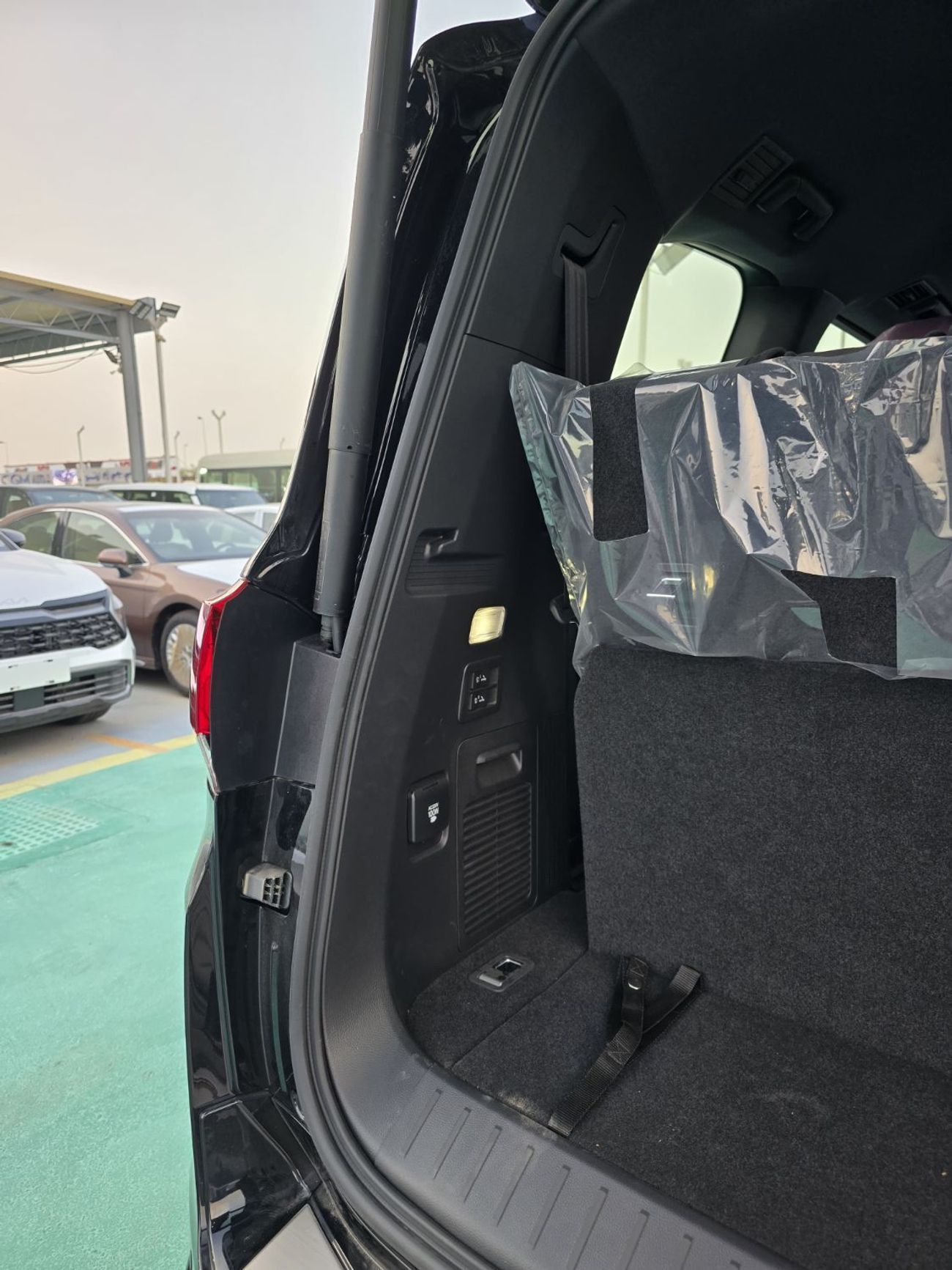 تويوتا لاند كروزر VXR 4.0L