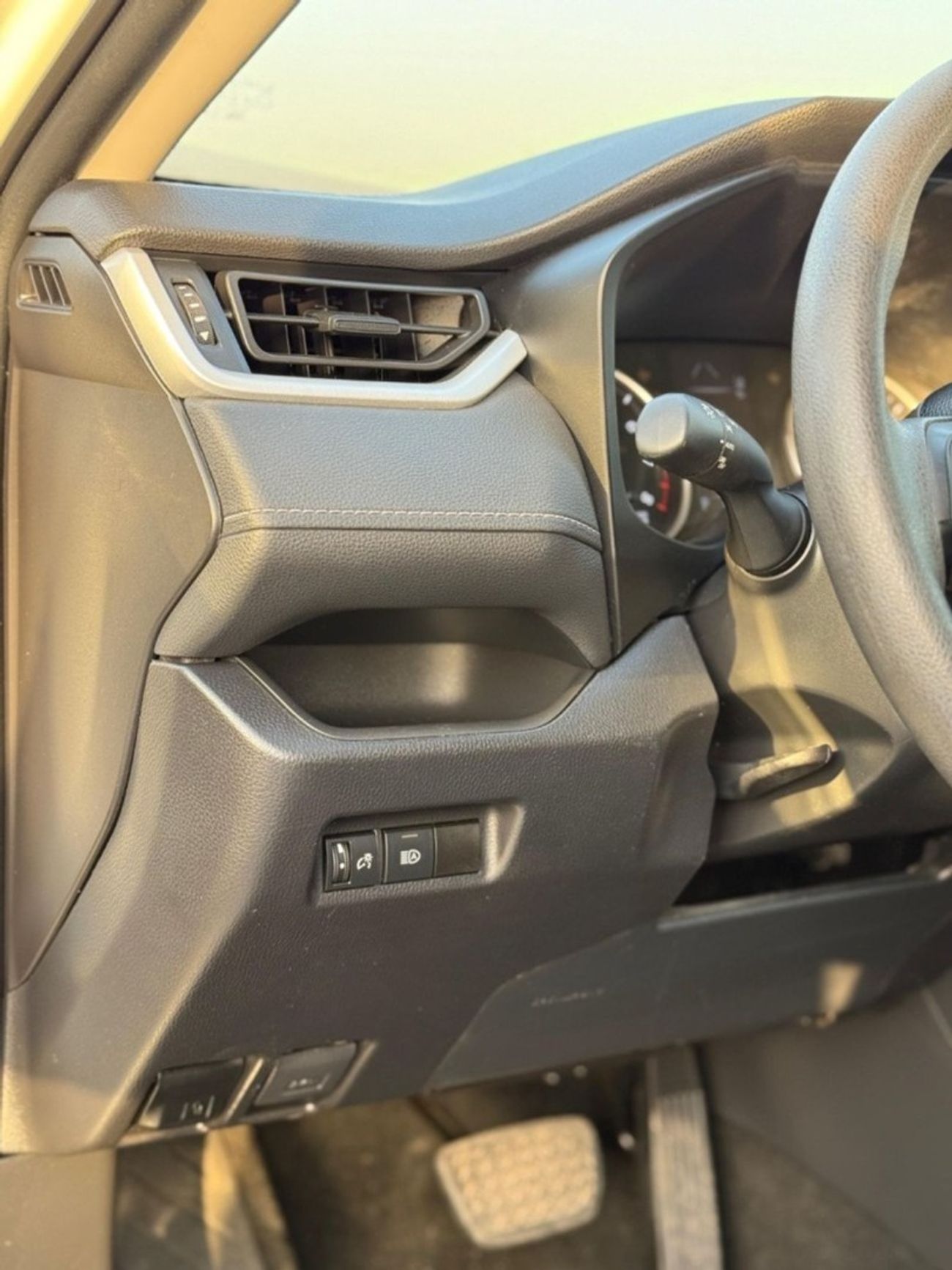 تويوتا راف ٤ 2021 leather seats rear view camera, low mileage