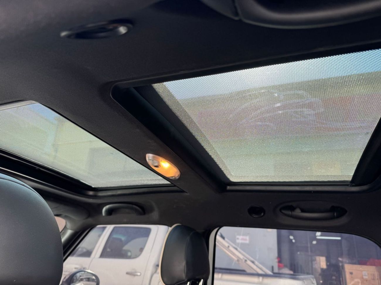 ميني كوبر كونتري مان PETROL AUTOMATIC TRANSMISSION ( GCC VEHICLE )