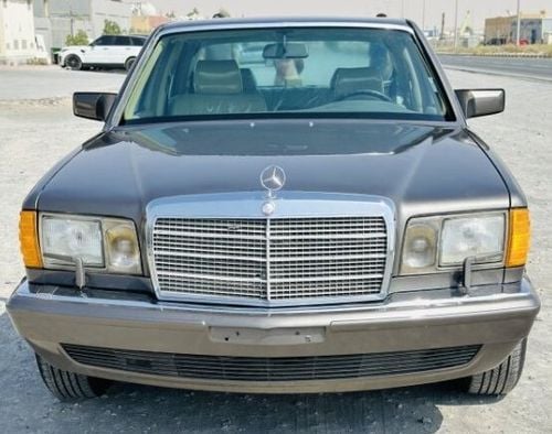 مرسيدس بنز SL 560