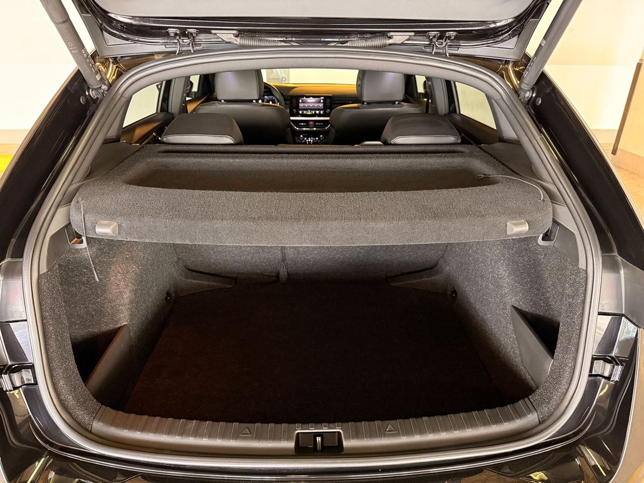 سكودا سكالا Style 1.6L